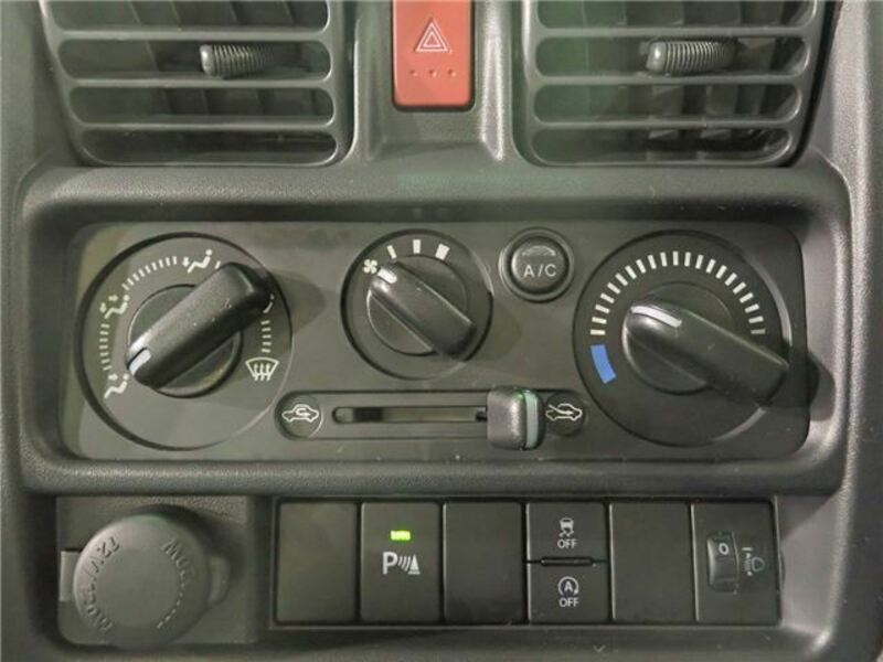 CLIPPER TRUCK