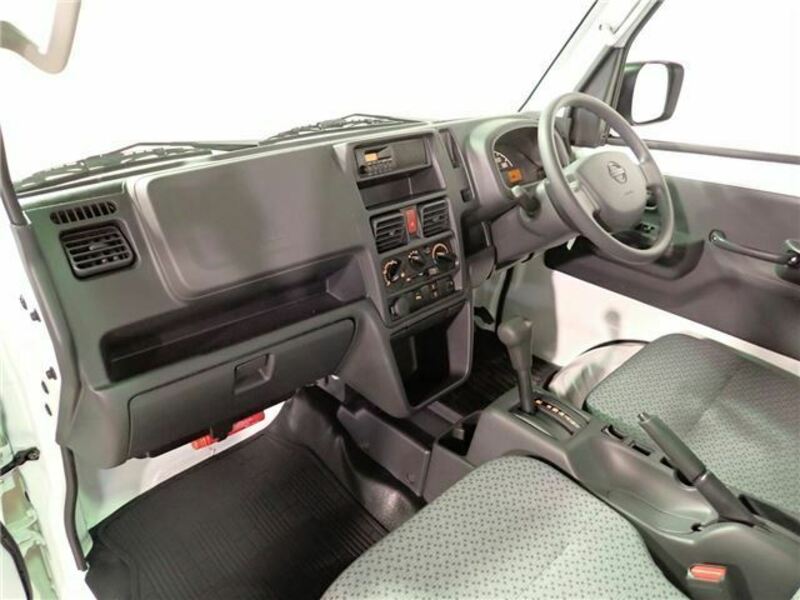 CLIPPER TRUCK