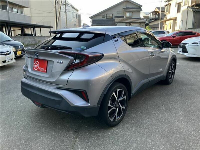 C-HR-7