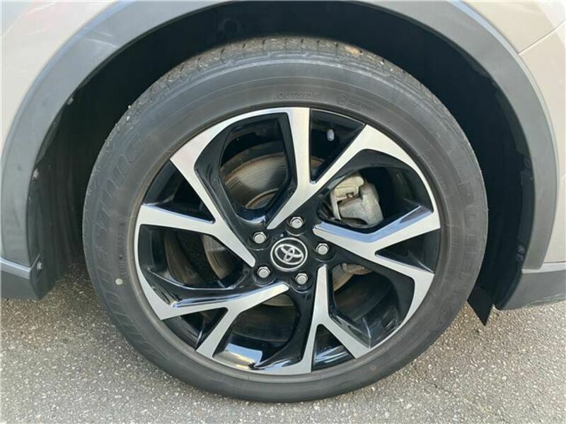 C-HR-35