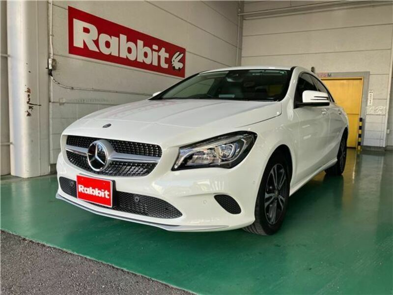MERCEDES-BENZ　CLA-CLASS