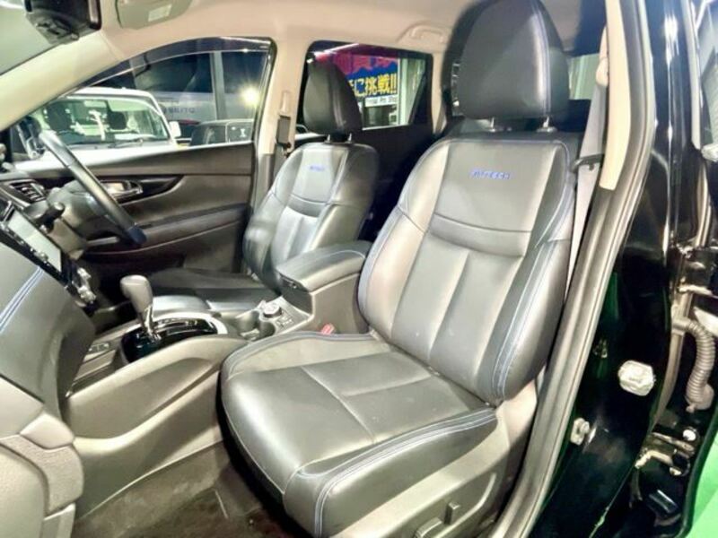 X-TRAIL-25