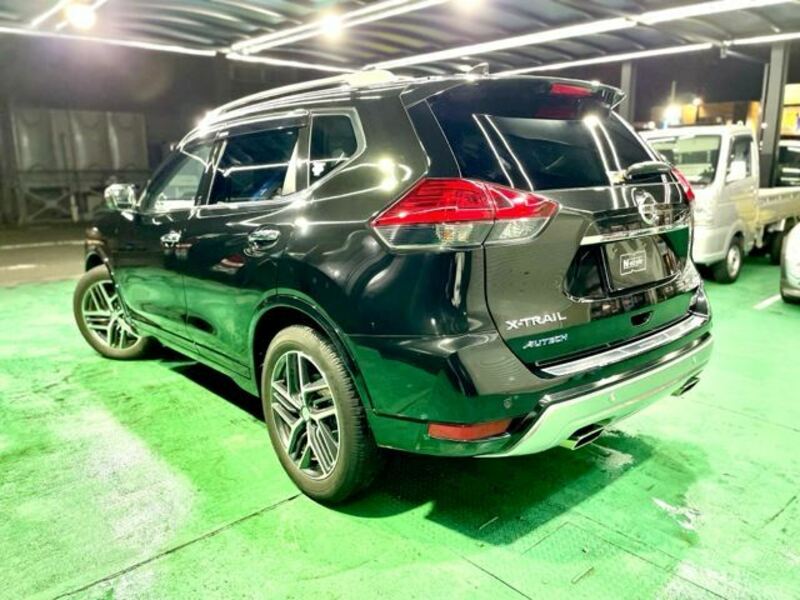 X-TRAIL-42