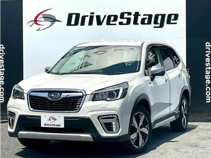 SUBARU　FORESTER