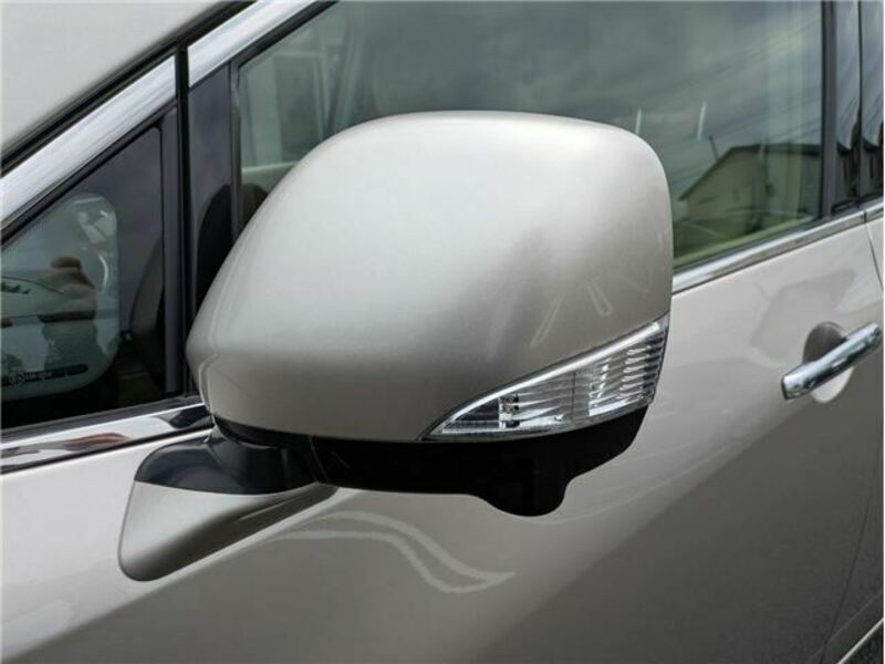 ELGRAND-10