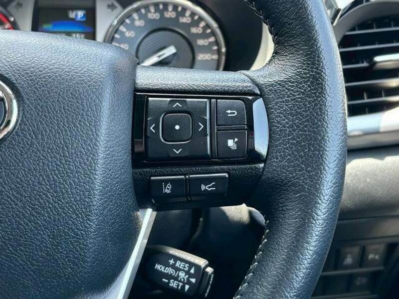 HILUX-7