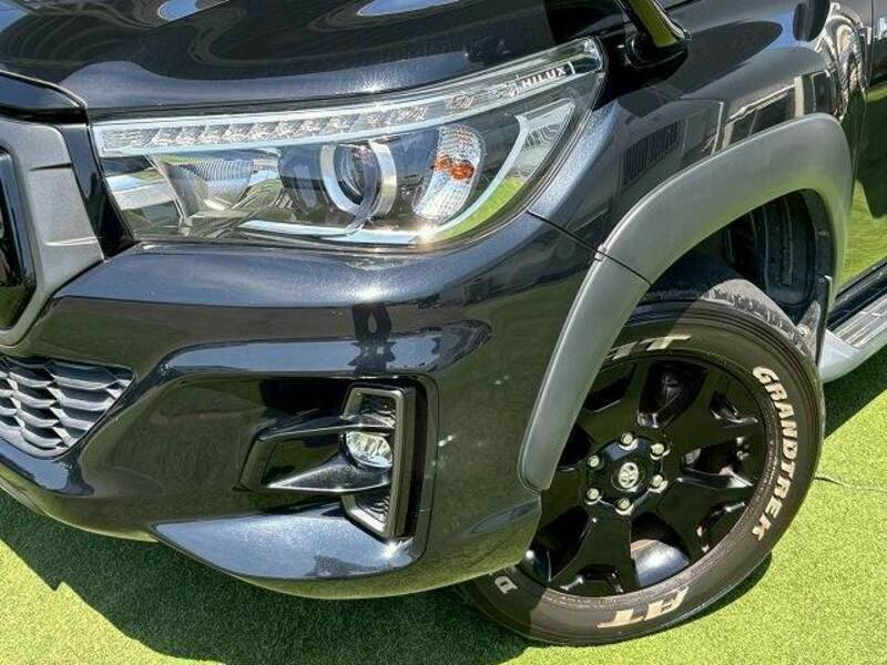 HILUX-10