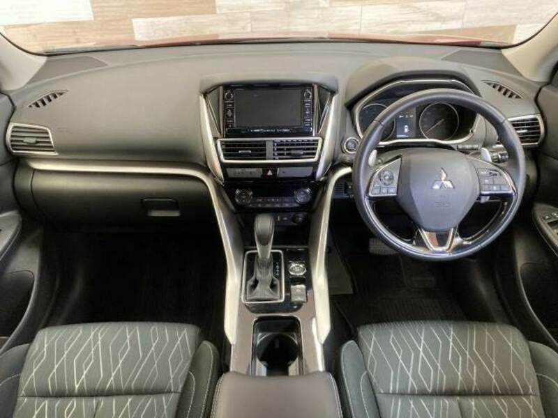ECLIPSE CROSS