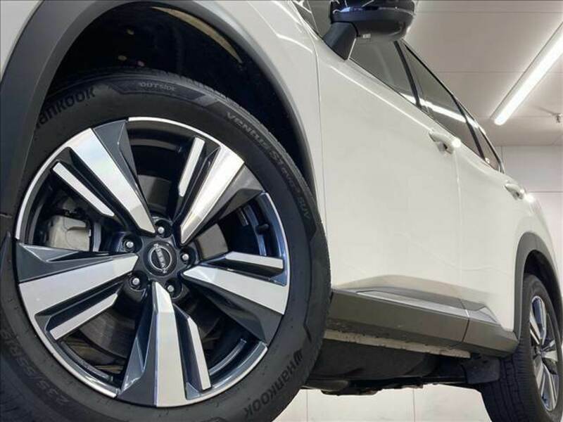 X-TRAIL-18