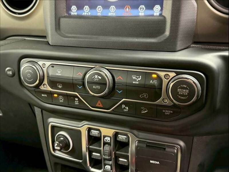 JEEP WRANGLER-4