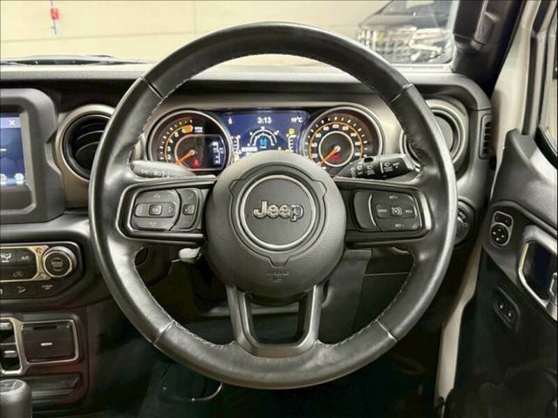JEEP WRANGLER-12