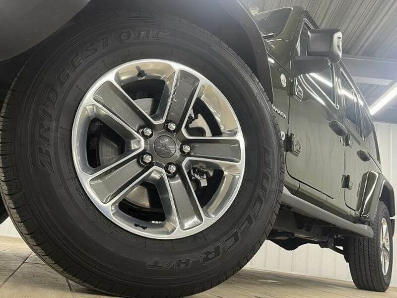 JEEP WRANGLER-18