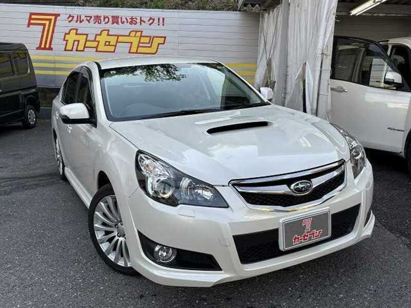 SUBARU　LEGACY B4