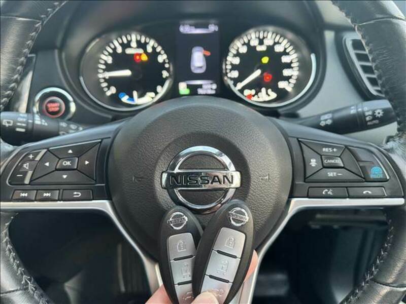 X-TRAIL-17