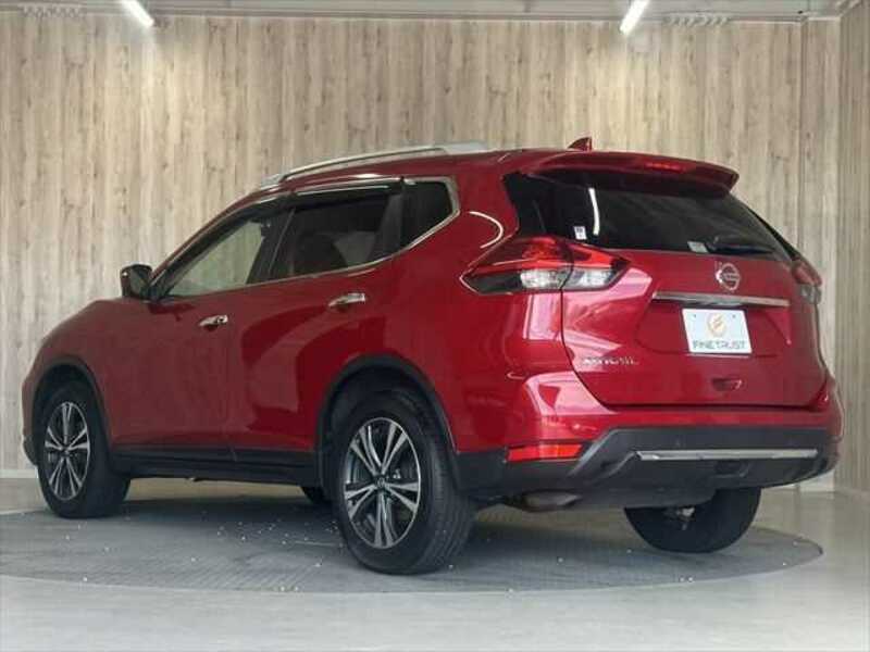 X-TRAIL-16