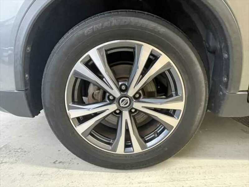 X-TRAIL-12