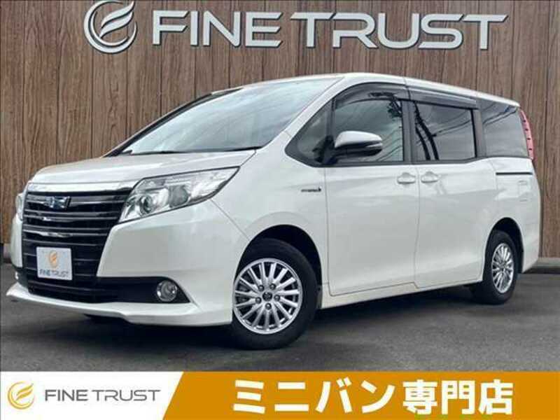 TOYOTA　NOAH