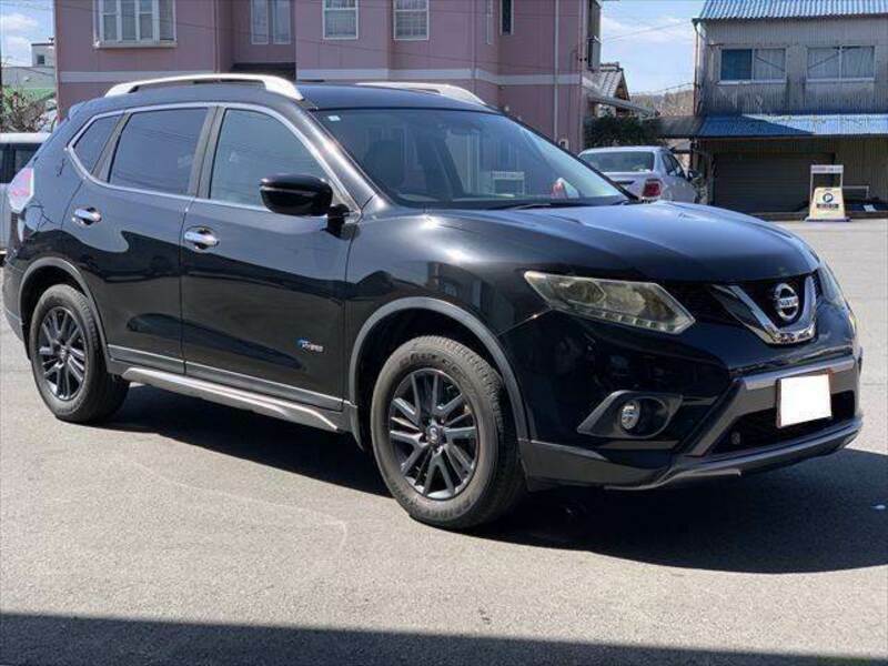 X-TRAIL