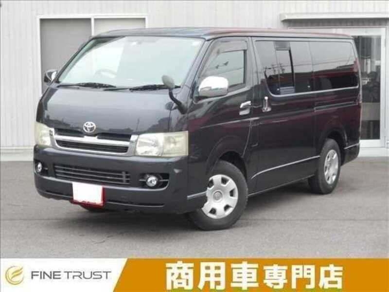 TOYOTA　HIACE VAN