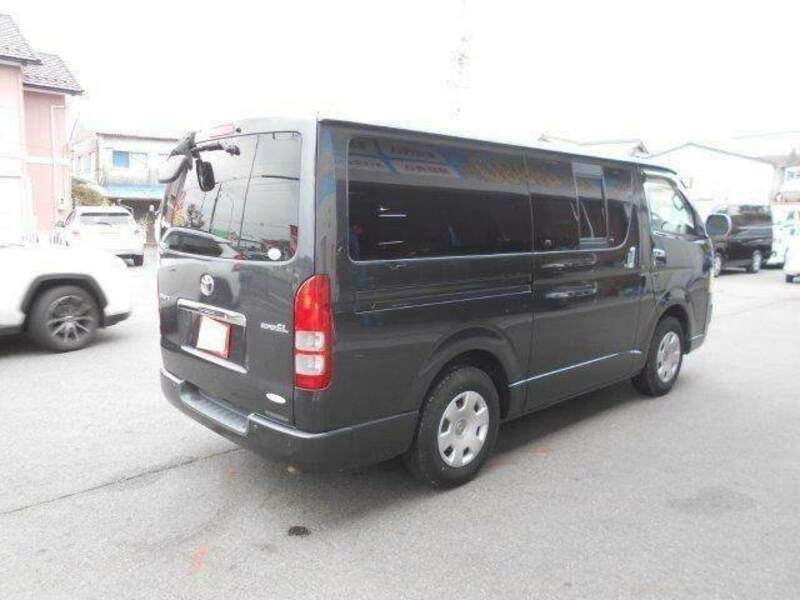 HIACE VAN-3