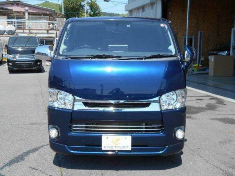 HIACE VAN