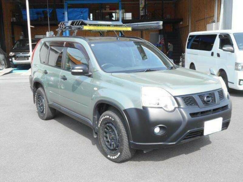 X-TRAIL