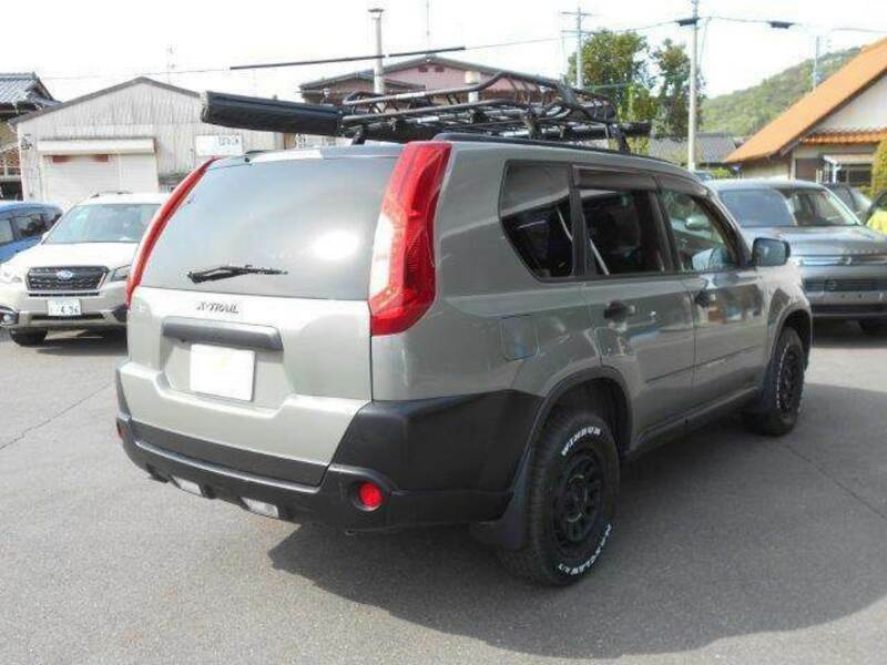 X-TRAIL