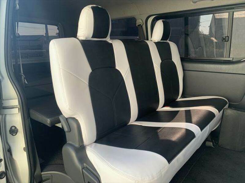 HIACE VAN-6