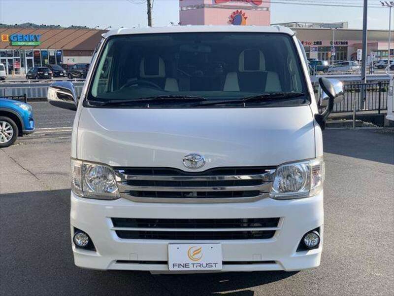 HIACE VAN-12