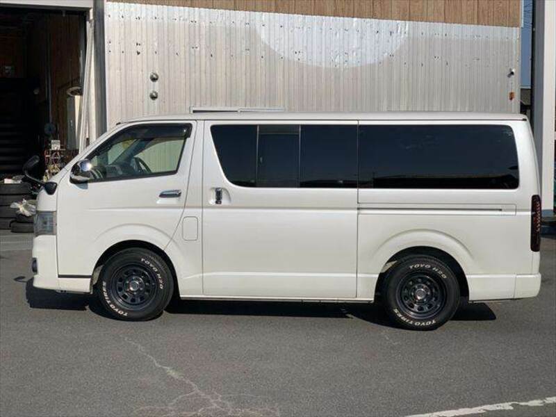 HIACE VAN-18
