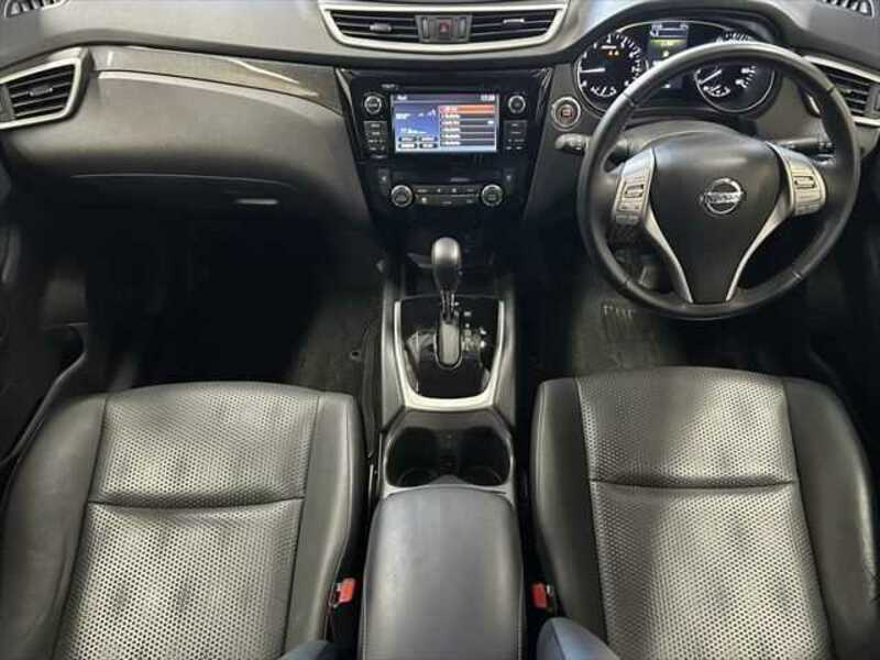 X-TRAIL-1