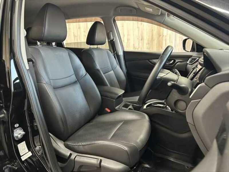 X-TRAIL-7
