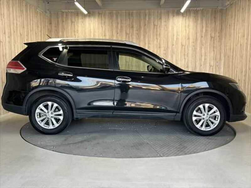 X-TRAIL-16