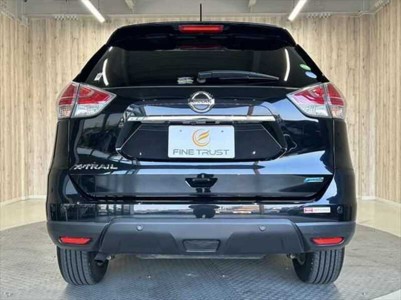 X-TRAIL-18