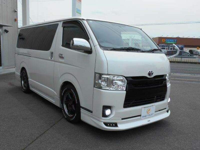 HIACE VAN
