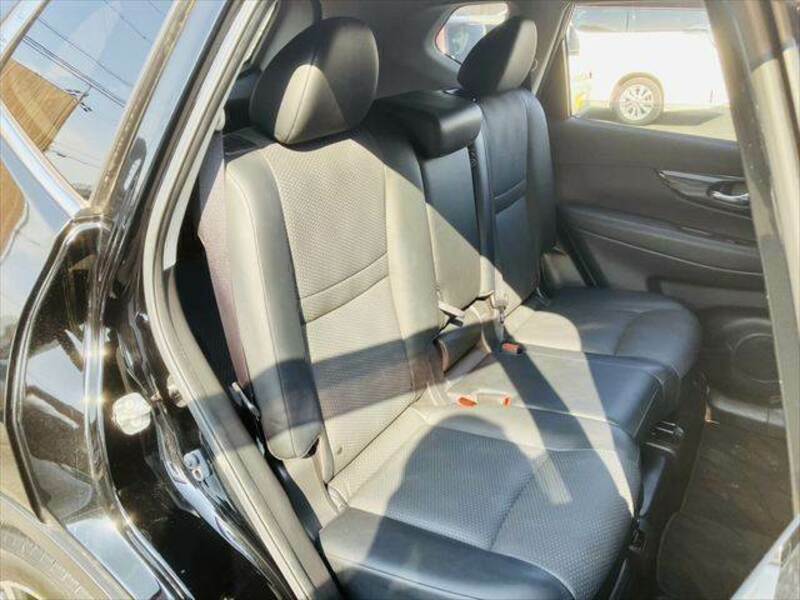 X-TRAIL-7