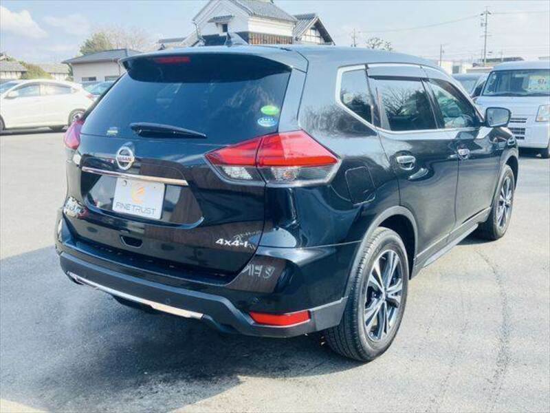 X-TRAIL-16
