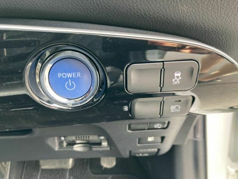 PRIUS PHV-19