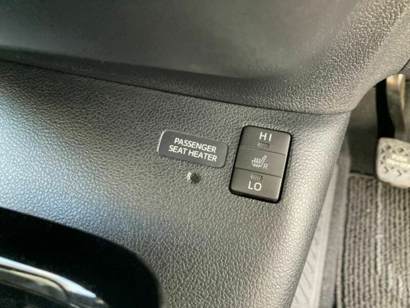 PRIUS PHV-22