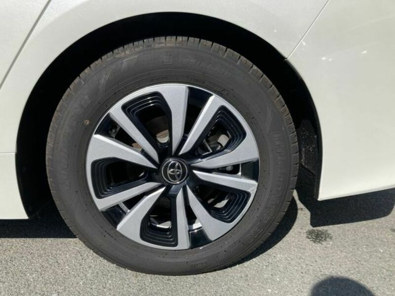 PRIUS PHV-27