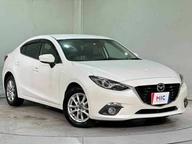 AXELA HYBRID-1