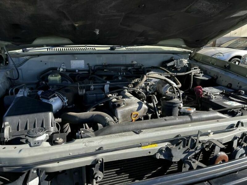 LAND CRUISER PRADO-3