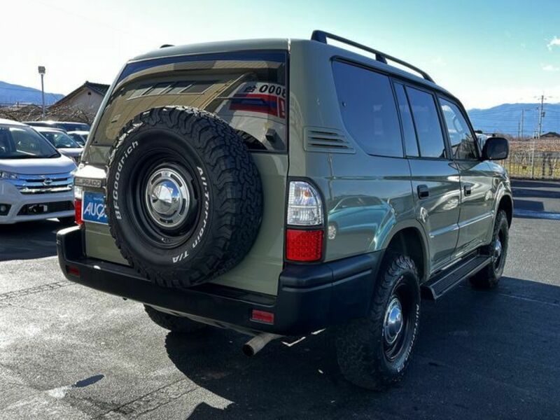 LAND CRUISER PRADO-9