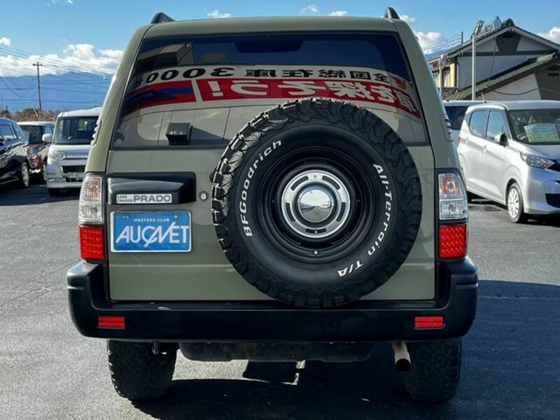 LAND CRUISER PRADO-10