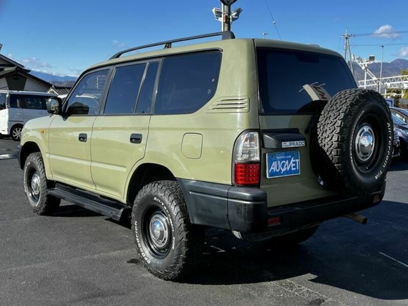 LAND CRUISER PRADO-11