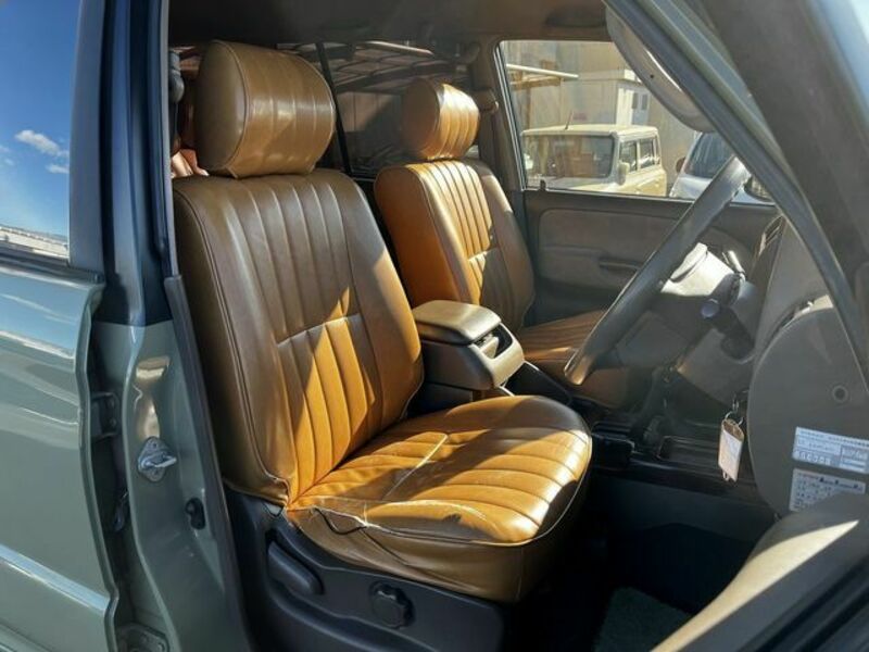 LAND CRUISER PRADO-12