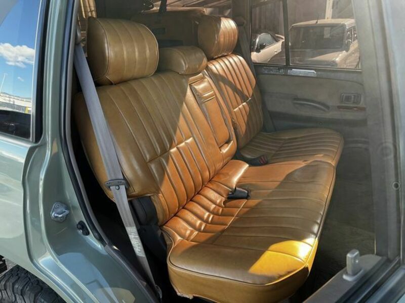 LAND CRUISER PRADO-13