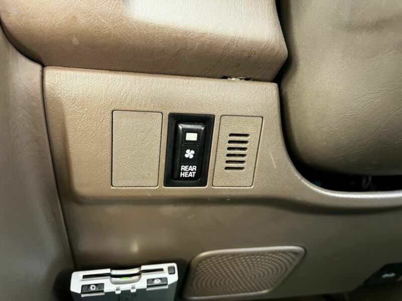 LAND CRUISER PRADO-29