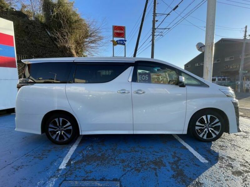 VELLFIRE-5