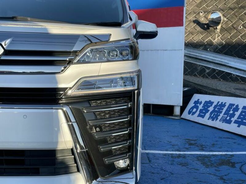VELLFIRE-8